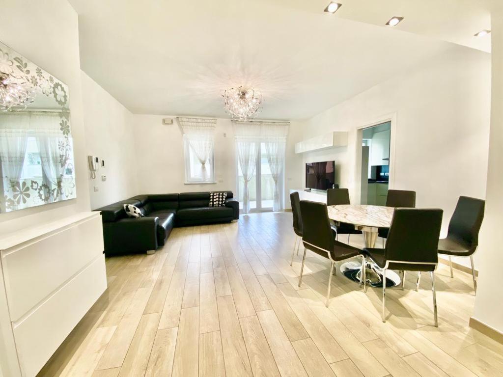 Mpm - Belinzaghi 5 6 Pax Apartamento Milán